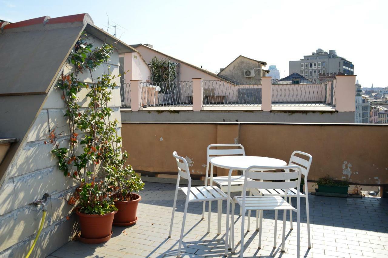 Sunflower Apartment With Private Terrace And Lift Genova Eksteriør bilde